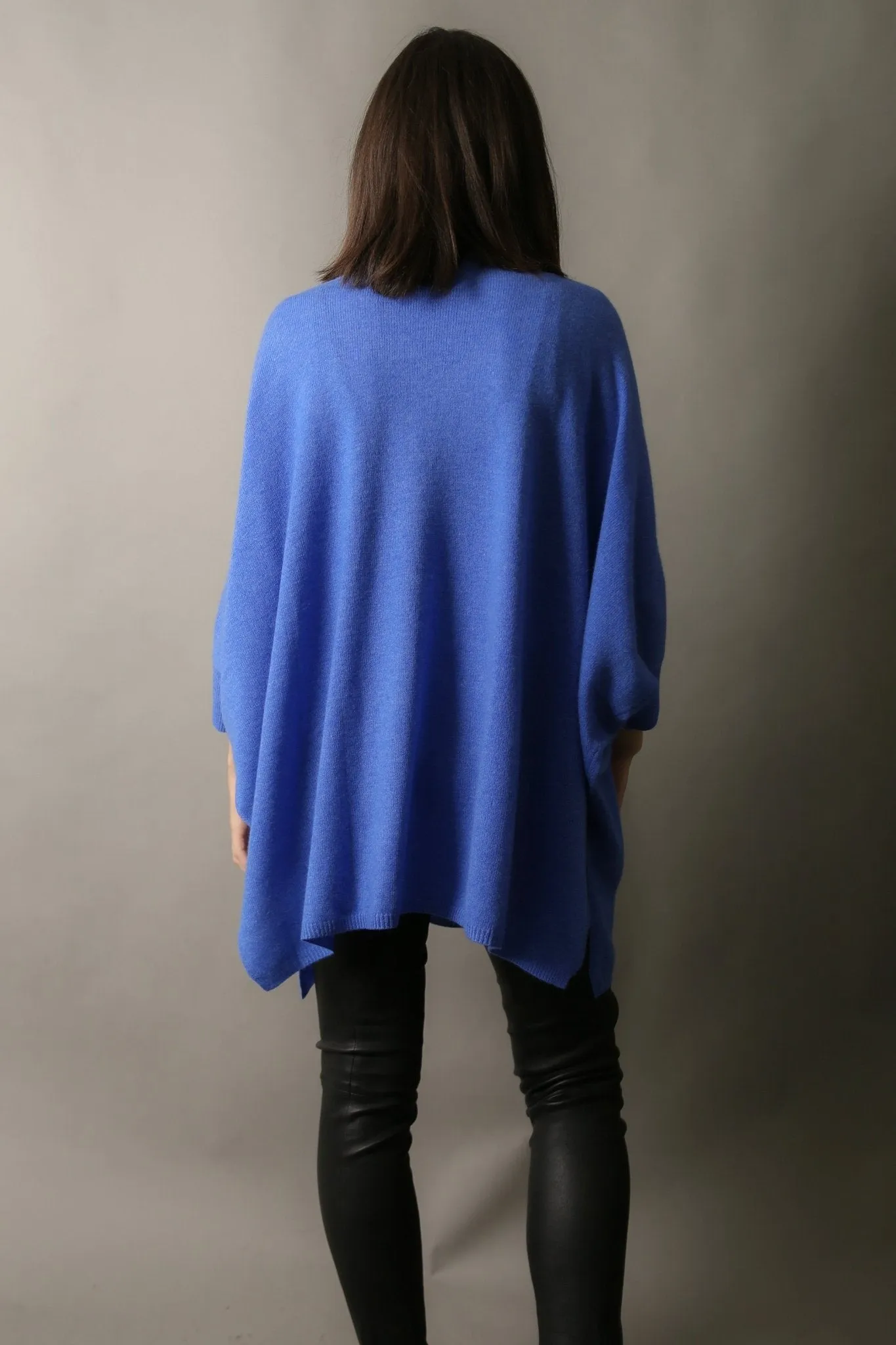 IRINA PONCHO IN PURE NEPALESE CASHMERE