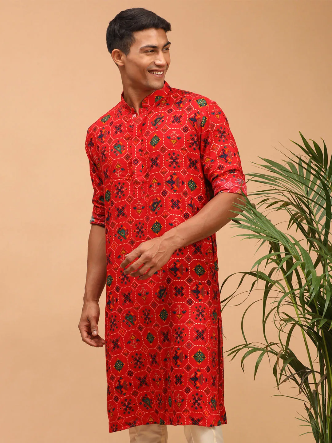 VASTRAMAY Men's Red Printed Rayon Kurta